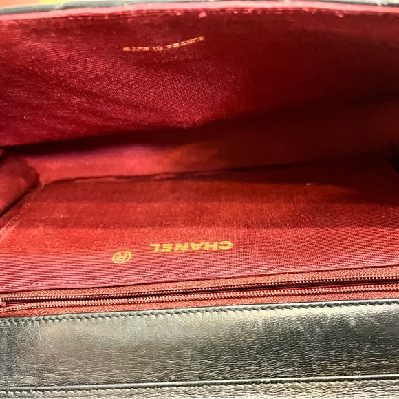 Vintage 1980’s Channel Diagonal Quilted Shoulder Bag with COA - Picture 8 of 16